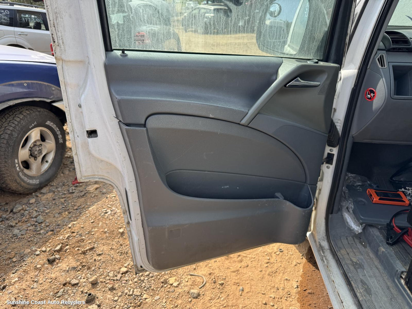 2005 Mercedes Vito Left Front Window Reg Motor