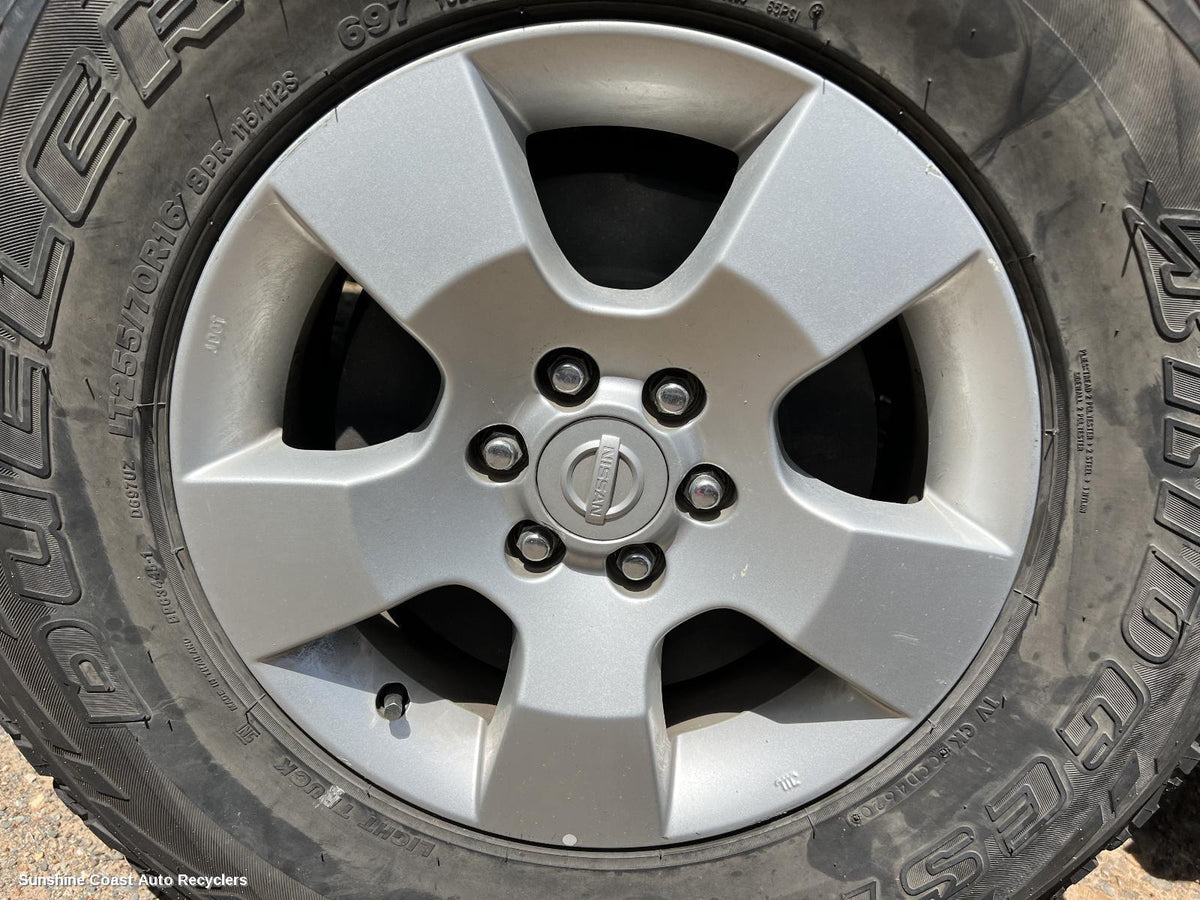 2005-2015 Nissan Navara Wheel Mag