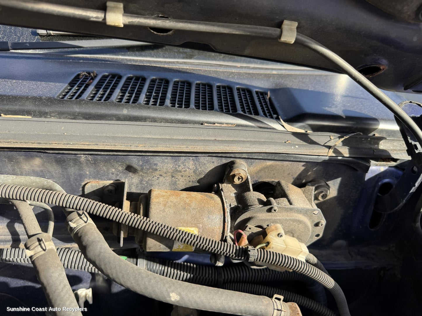 2004 Nissan Navara Wiper Motor