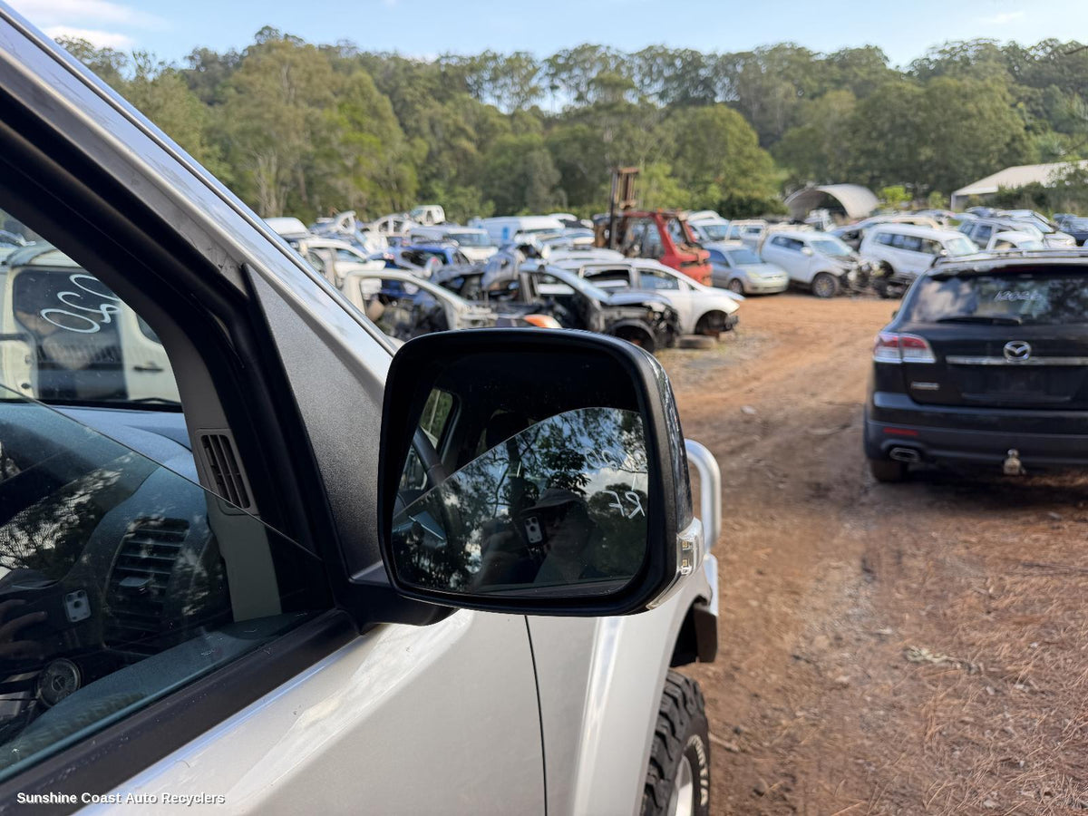 2005-2015 Nissan Navara Right Door Mirror