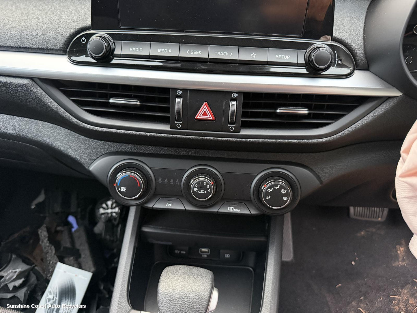 2018-2024 Kia Cerato Misc