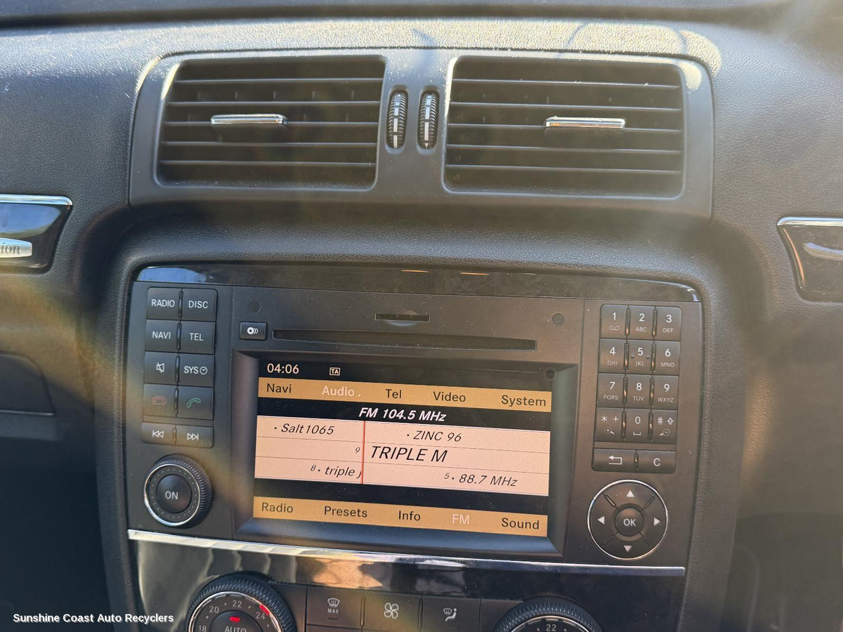 2006-2010 Mercedes R Class Radio Cd Dvd Sat Tv