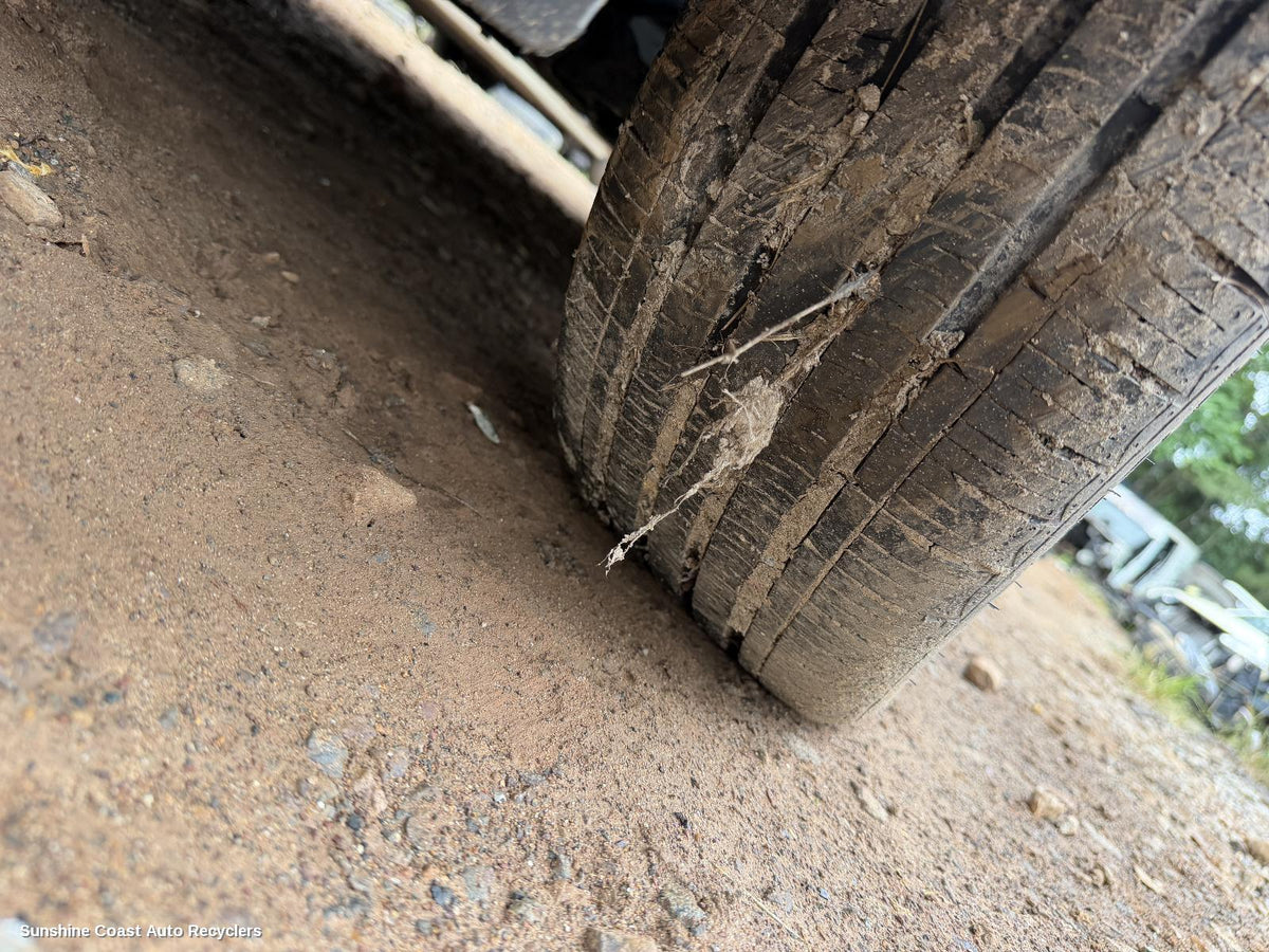 2017-2025 Mg Zs Tyre