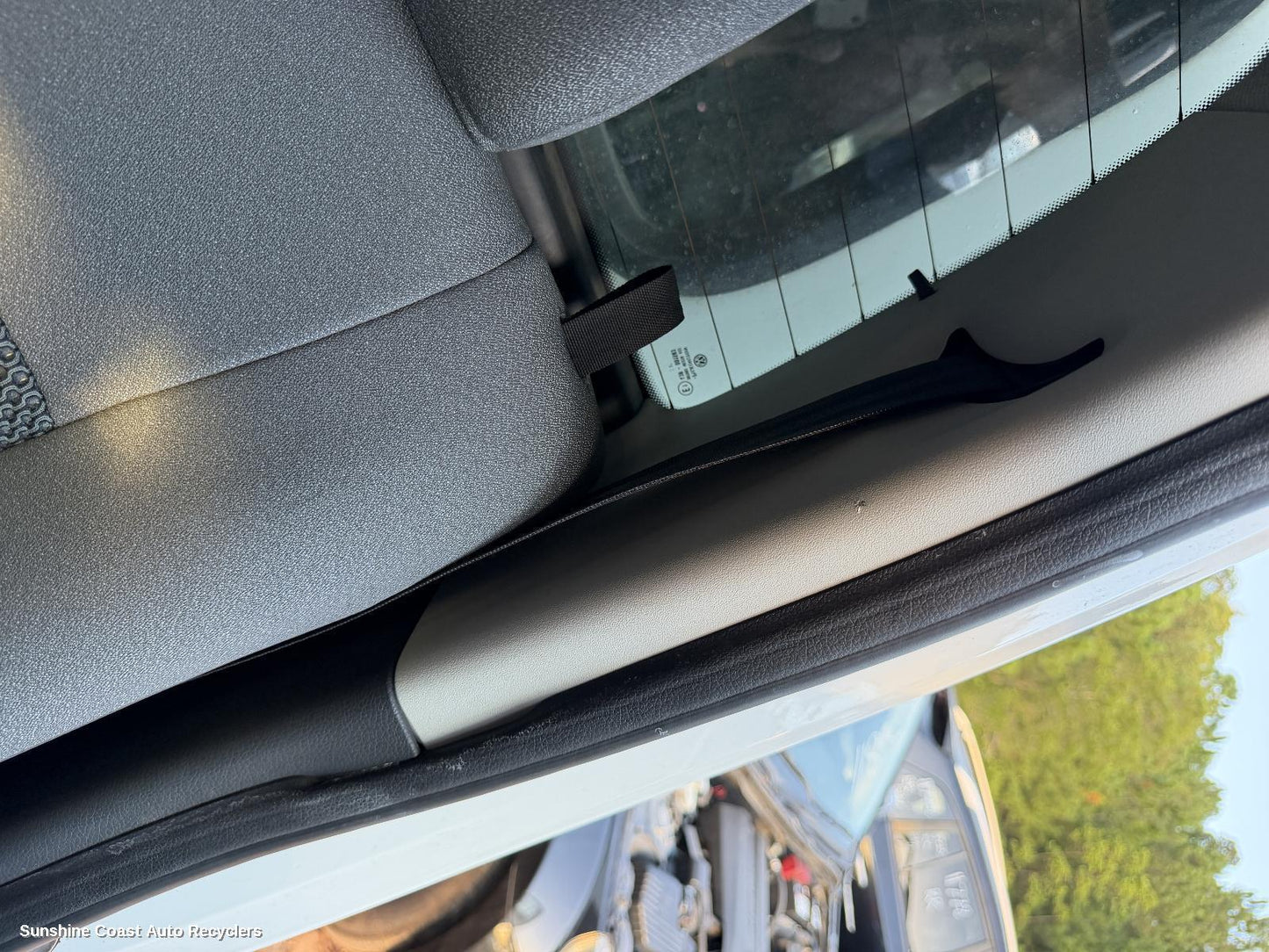 2010-2022 Volkswagen Amarok Seatbelt Stalk