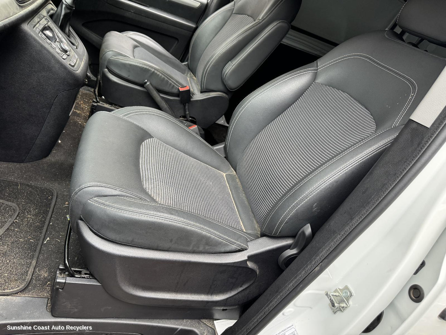 2021 Ldv G10 Front Seat