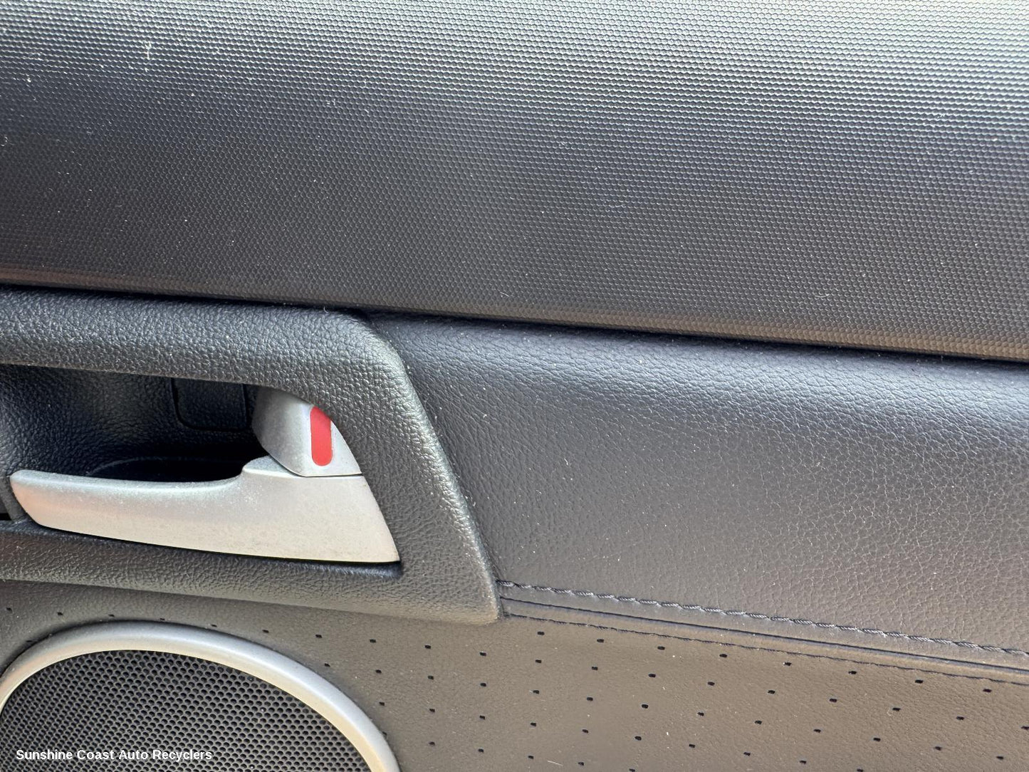 2010 Holden Commodore Door Handle