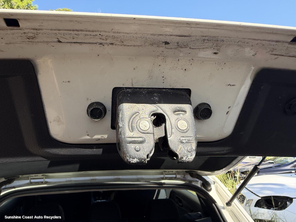 2013-2021 Nissan Qashqai Door Boot Gate Lock