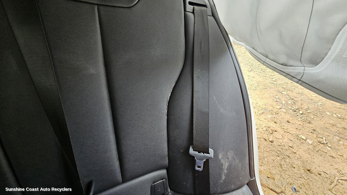 2011-2019 Bmw 1 Series Seatbelt Stalk