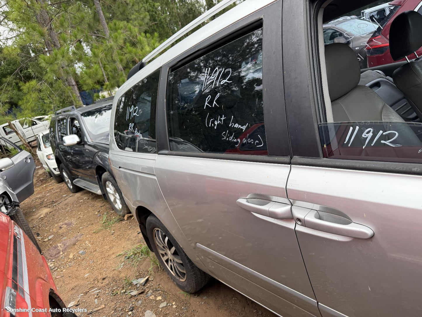 2005-2014 Kia Carnival/grand Carnival Right Rear Door Sliding