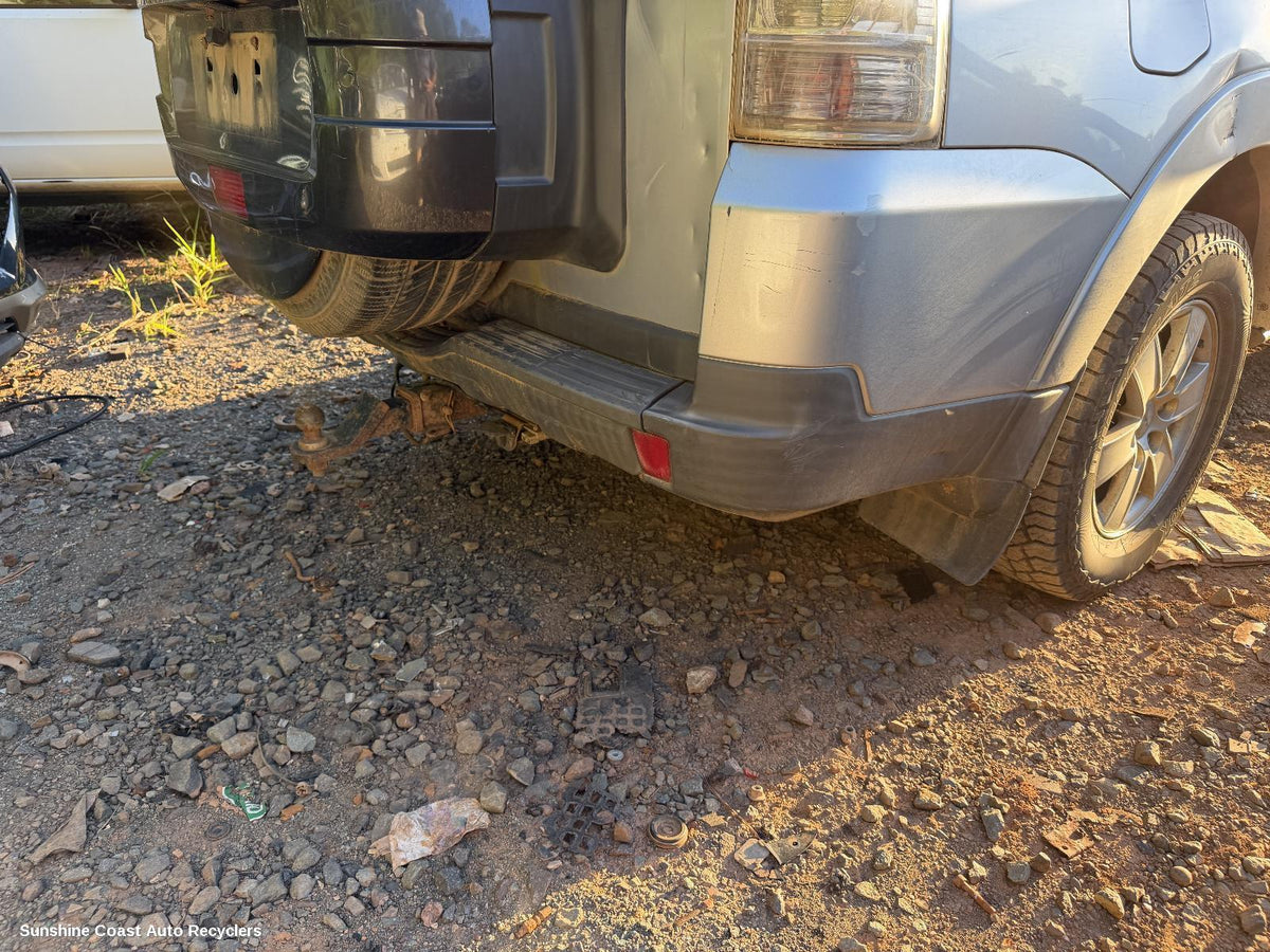 2006-2021 Mitsubishi Pajero Right Taillight