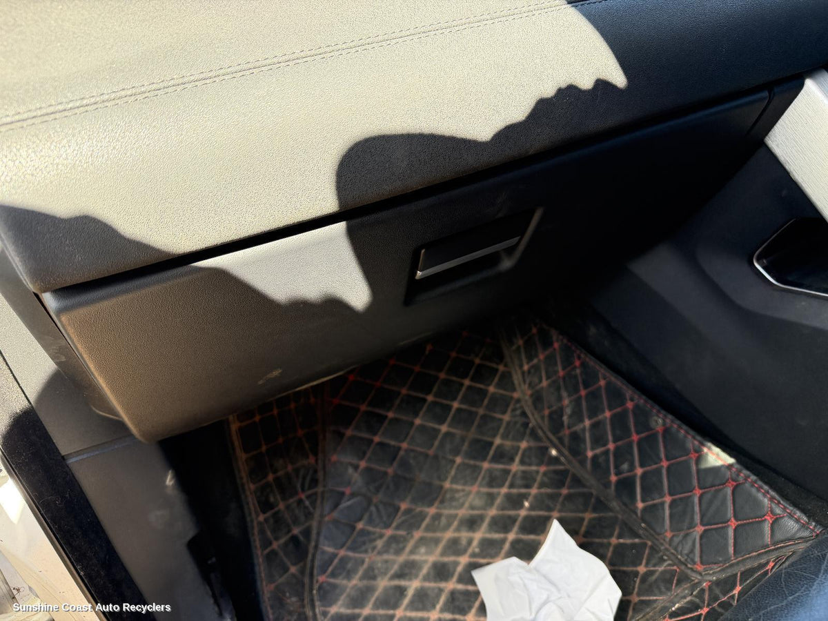 2011-2019 Land Rover Rangerover Evoque Glove Box