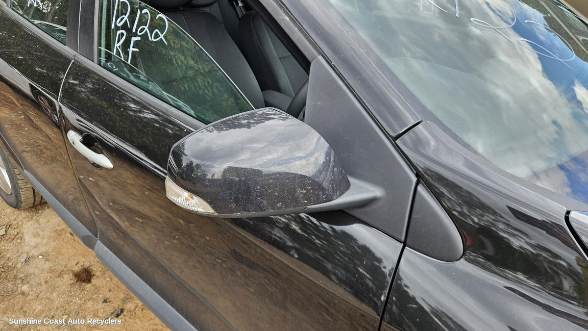 2010-2013 Renault Megane Right Door Mirror