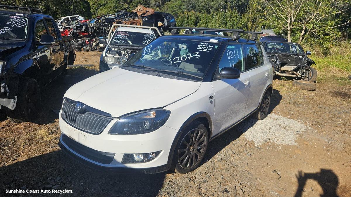 2010-2015 Skoda Fabia Left Guard