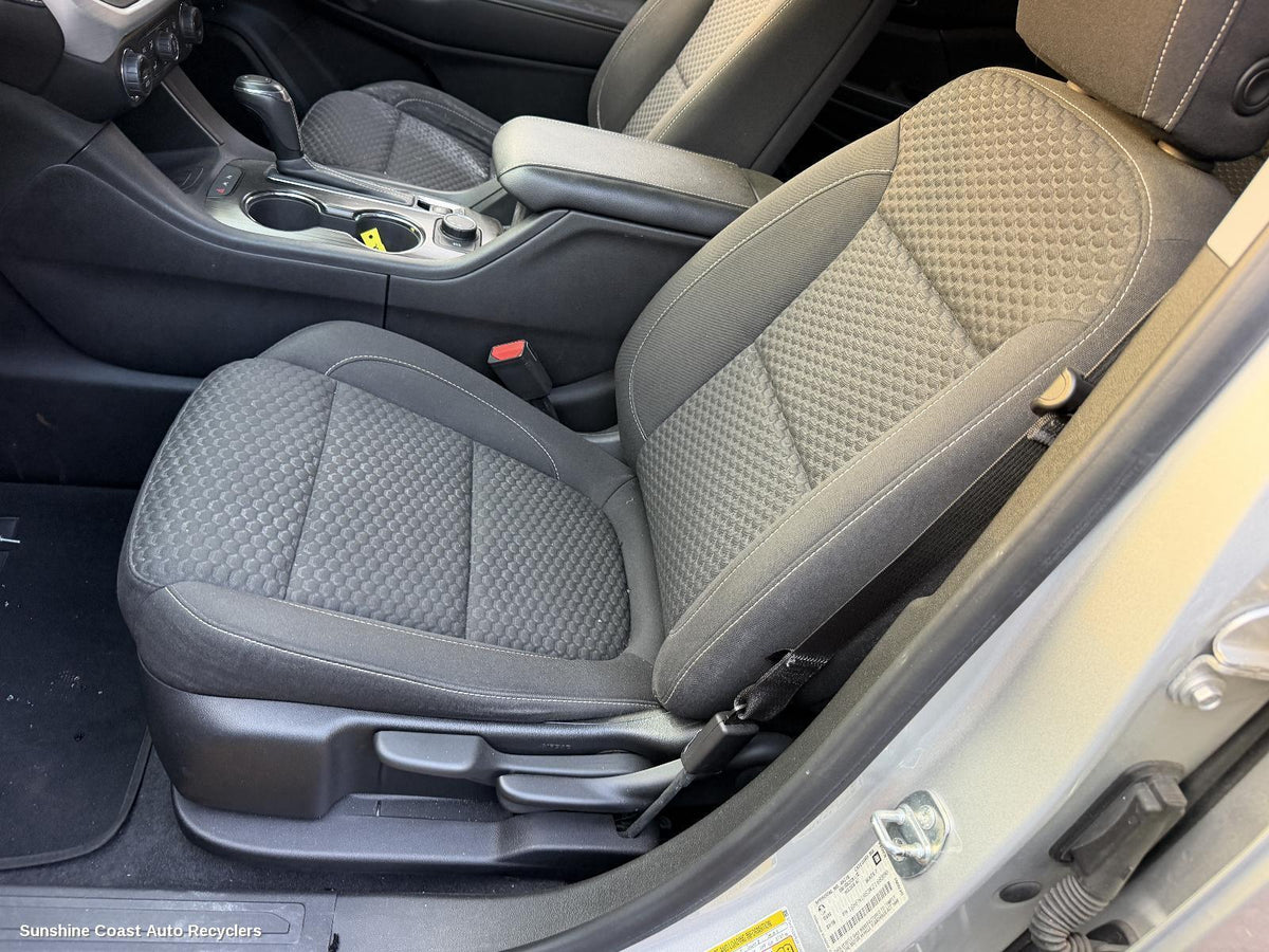 2018-2020 Holden Acadia Front Seat