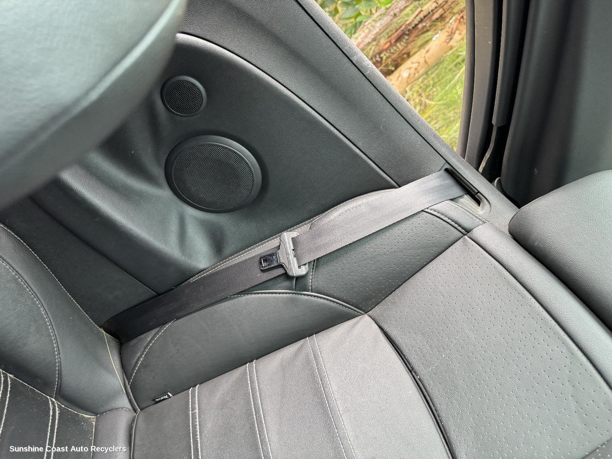 2010-2016 Renault Megane Seatbelt Stalk