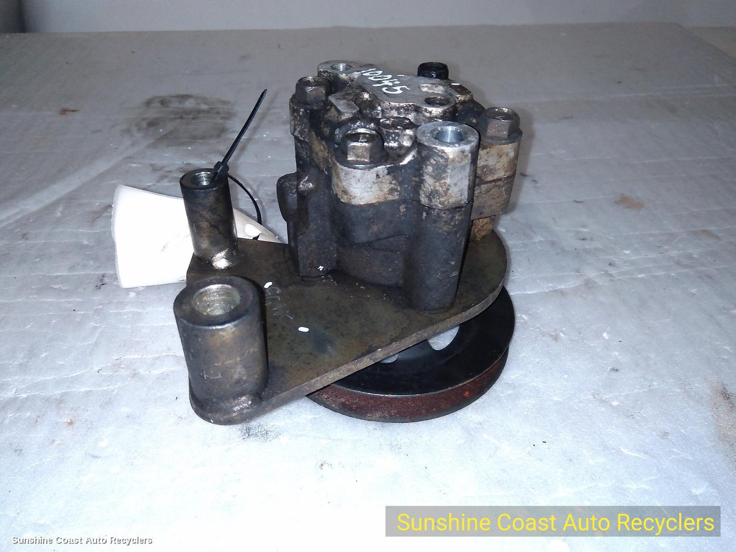 2001-2015 Nissan Navara Steering Pump