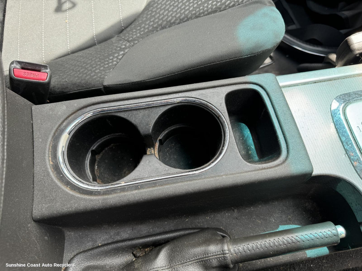 2005-2015 Nissan Navara Console