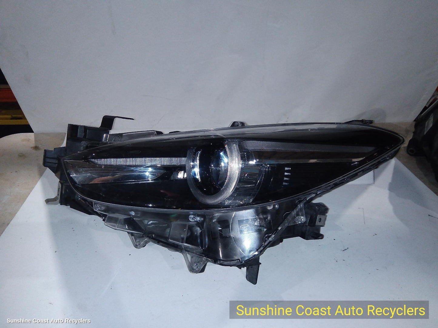 2016-2019 Mazda 3 Left Headlamp