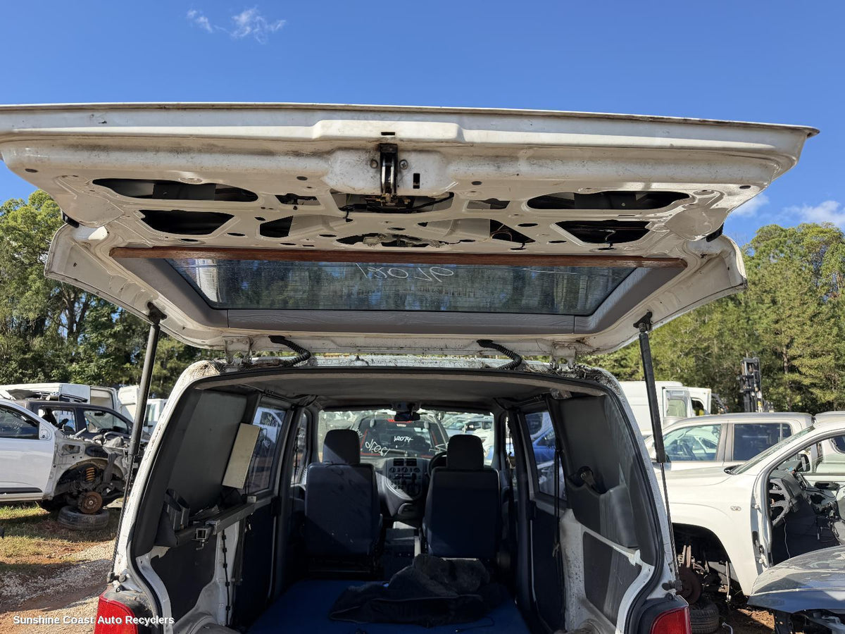 1998-2004 Mercedes Vito Bootlid Tailgate