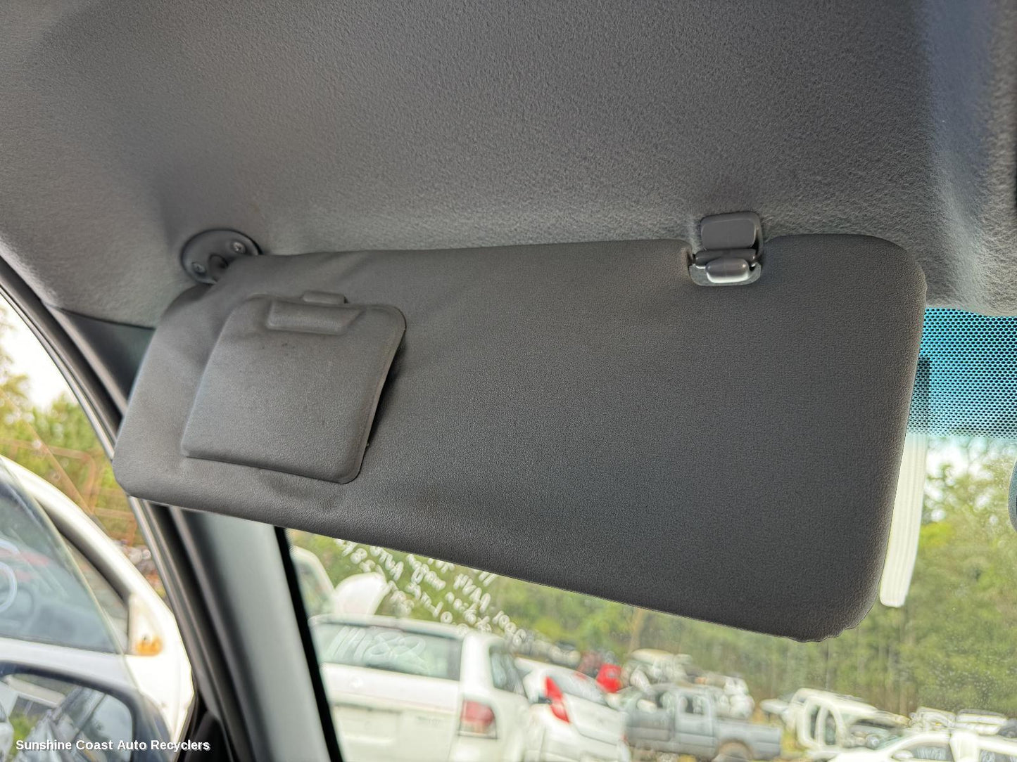 2001 Toyota Rav4 Sunvisor