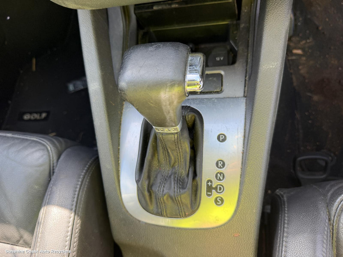 2004-2009 Volkswagen Golf Gear Stick Shifter