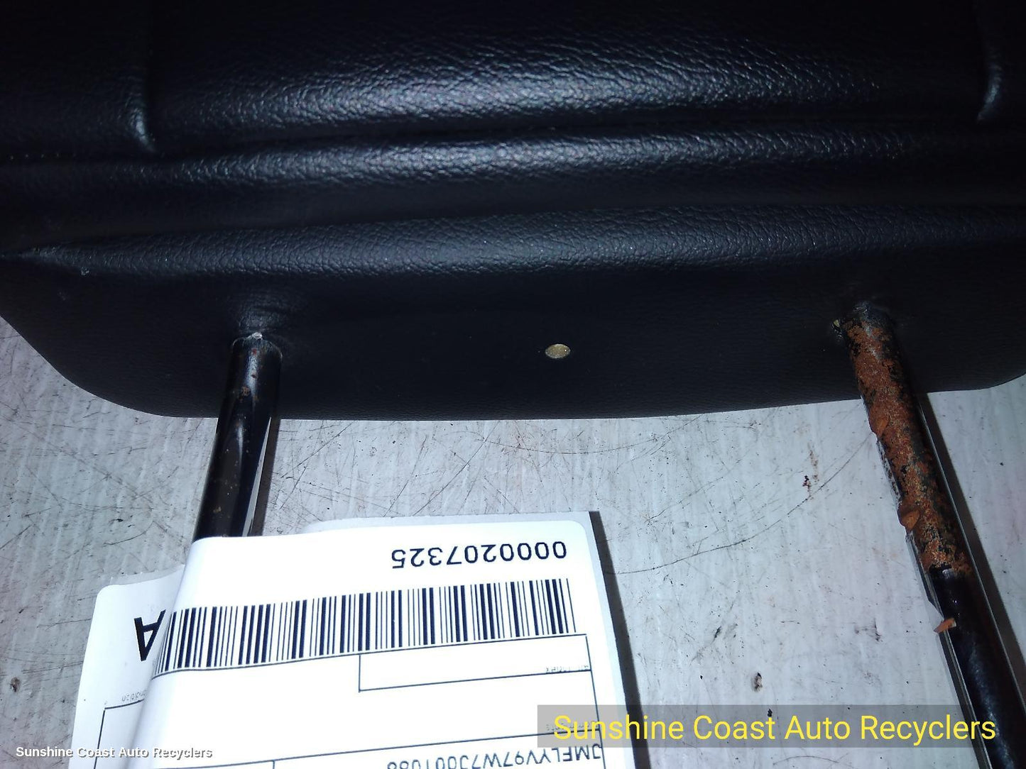 2007 Mitsubishi Pajero Headrest