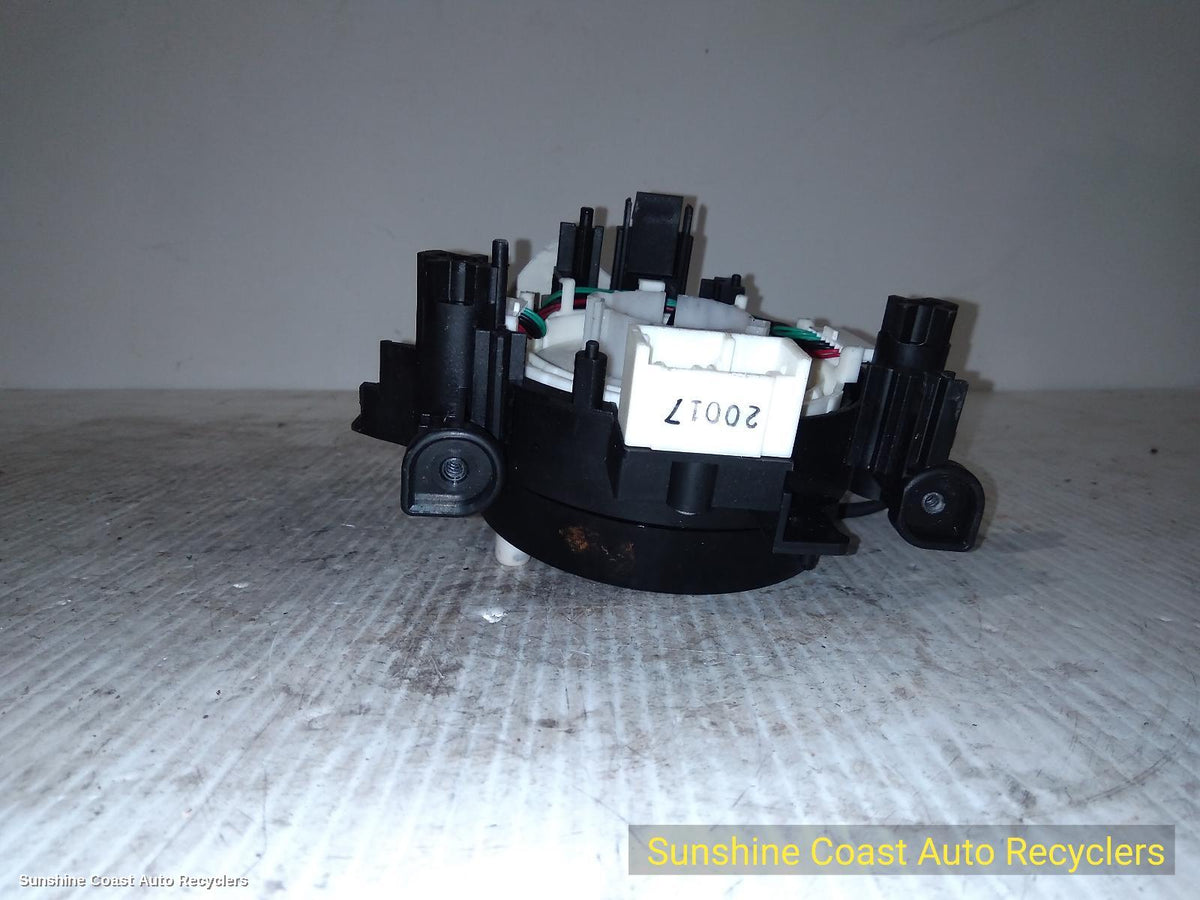 2005-2015 Nissan Navara Airbag Module Sensor