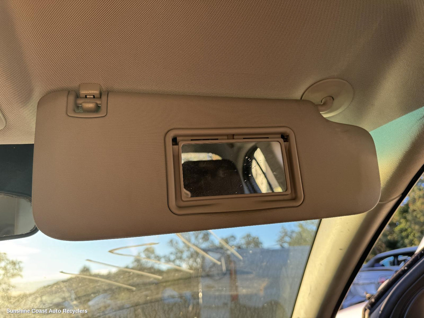 2015 Holden Cruze Sunvisor