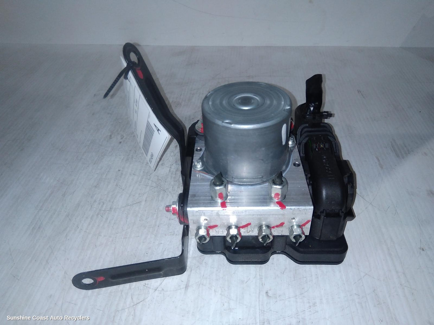 2023 Suzuki S-cross Abs Pump Modulator