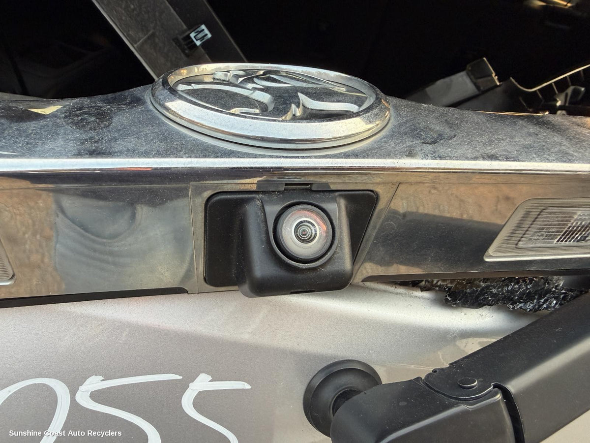 2018-2020 Holden Acadia Reverse Camera