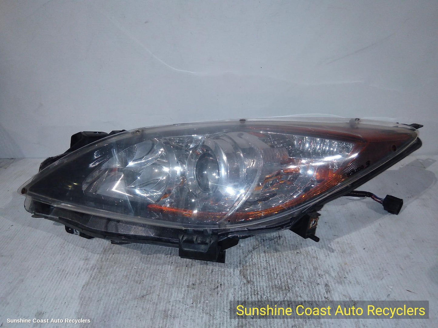 2013 Mazda 3 Left Headlamp