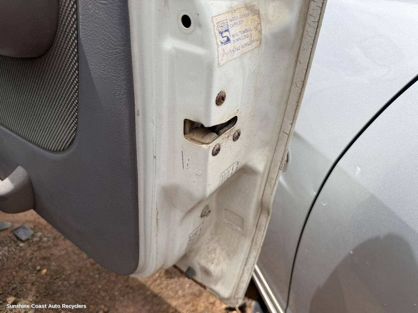 1999-2006 Ford Courier Door Boot Gate Lock