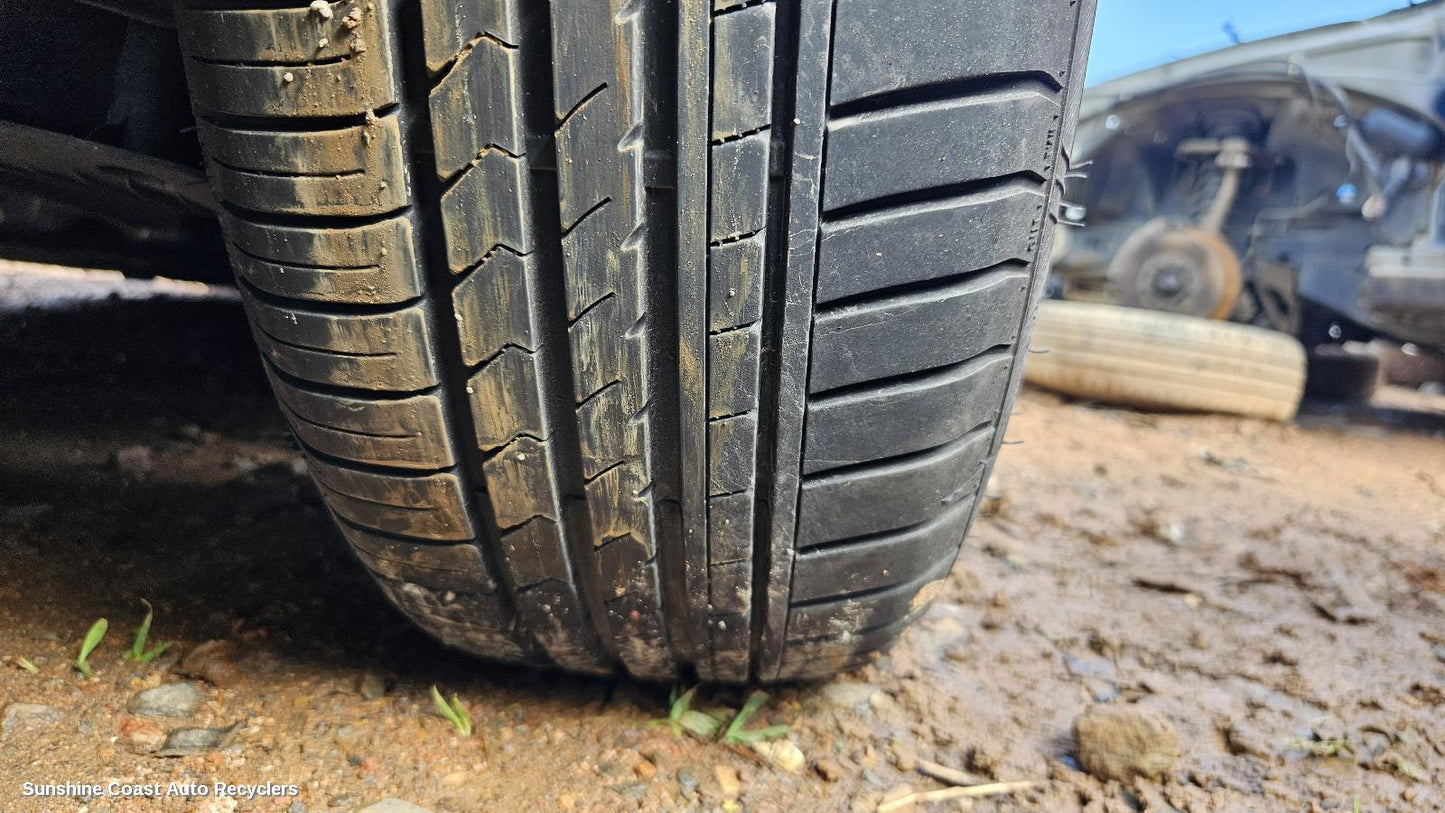 2011-2019 Bmw 1 Series Tyre