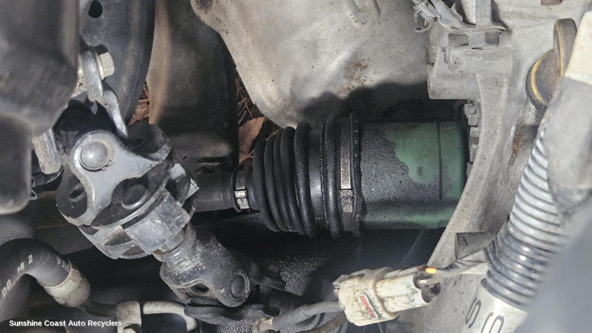 2003-2005 Subaru Impreza Right Driveshaft