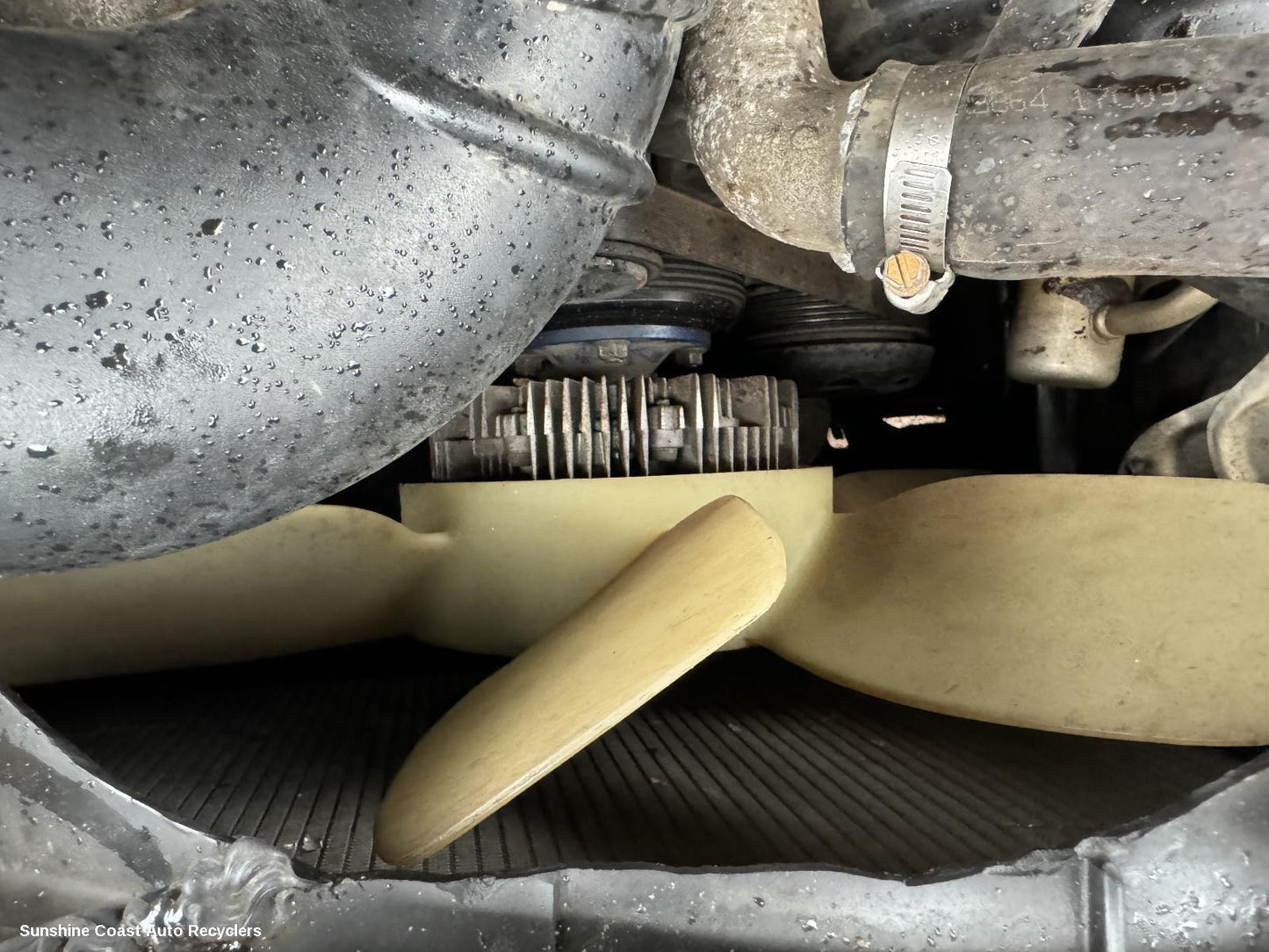 2003 Toyota Landcruiser Fan