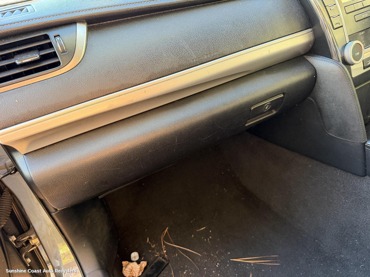 2011-2015 Toyota Camry Glove Box