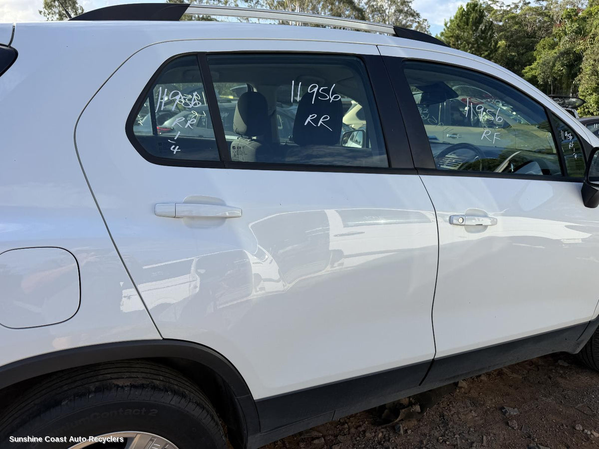 2013-2020 Holden Trax Right Rear 1 4 Door Glass