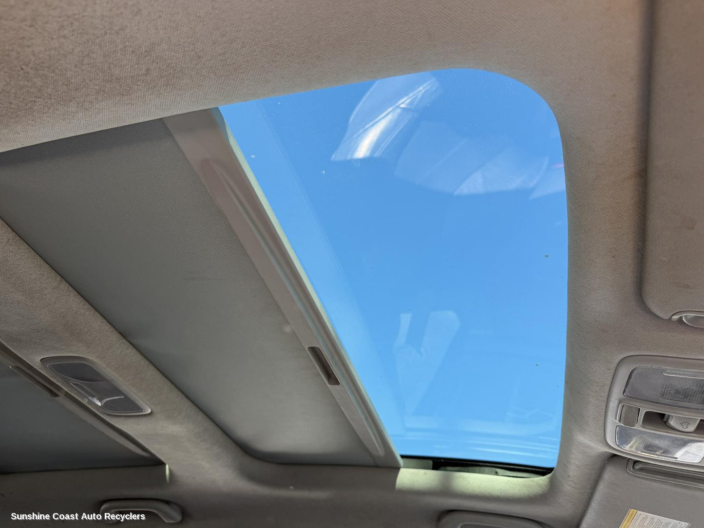 2009-2016 Hyundai Ix35 Roof Glass Sunroof T