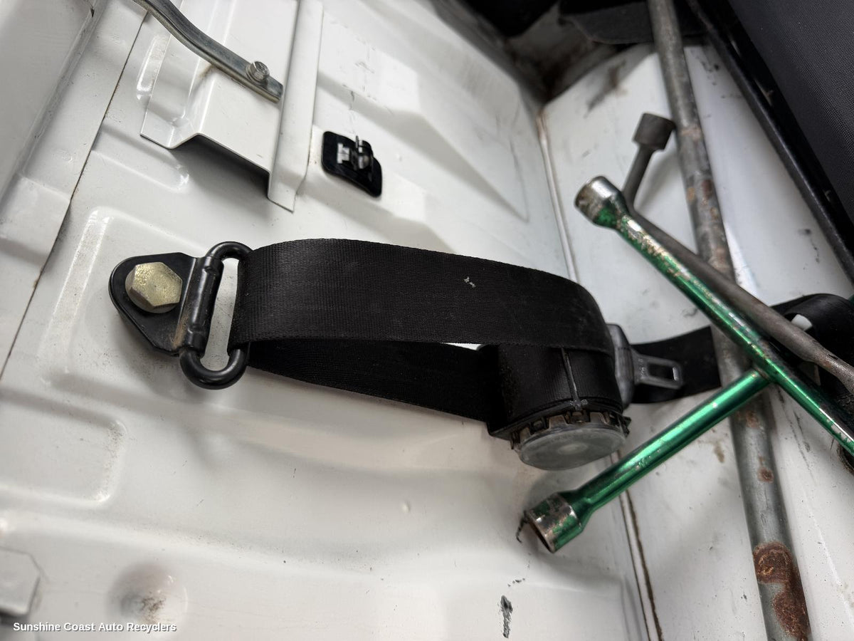 2001-2015 Nissan Navara Jack Tool Kit