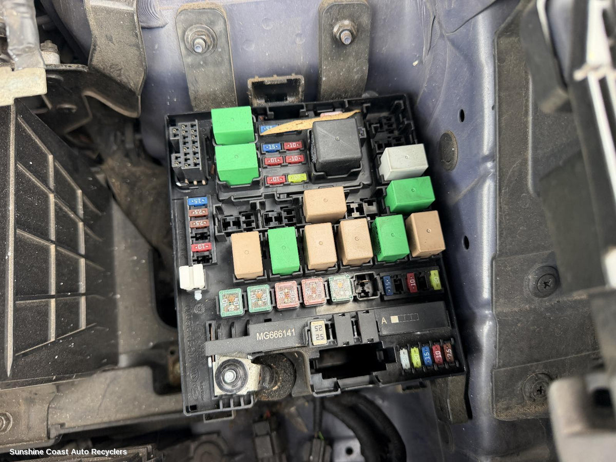 2009-2016 Hyundai Ix35 Fuse Box
