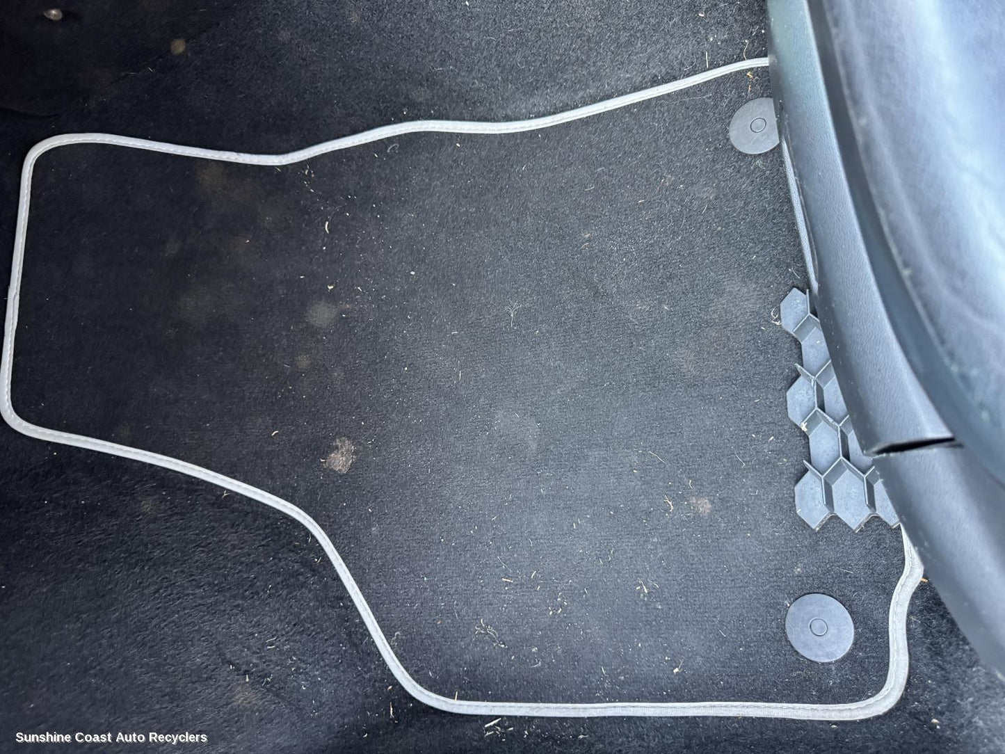 2011 Skoda Octavia Floor Mats
