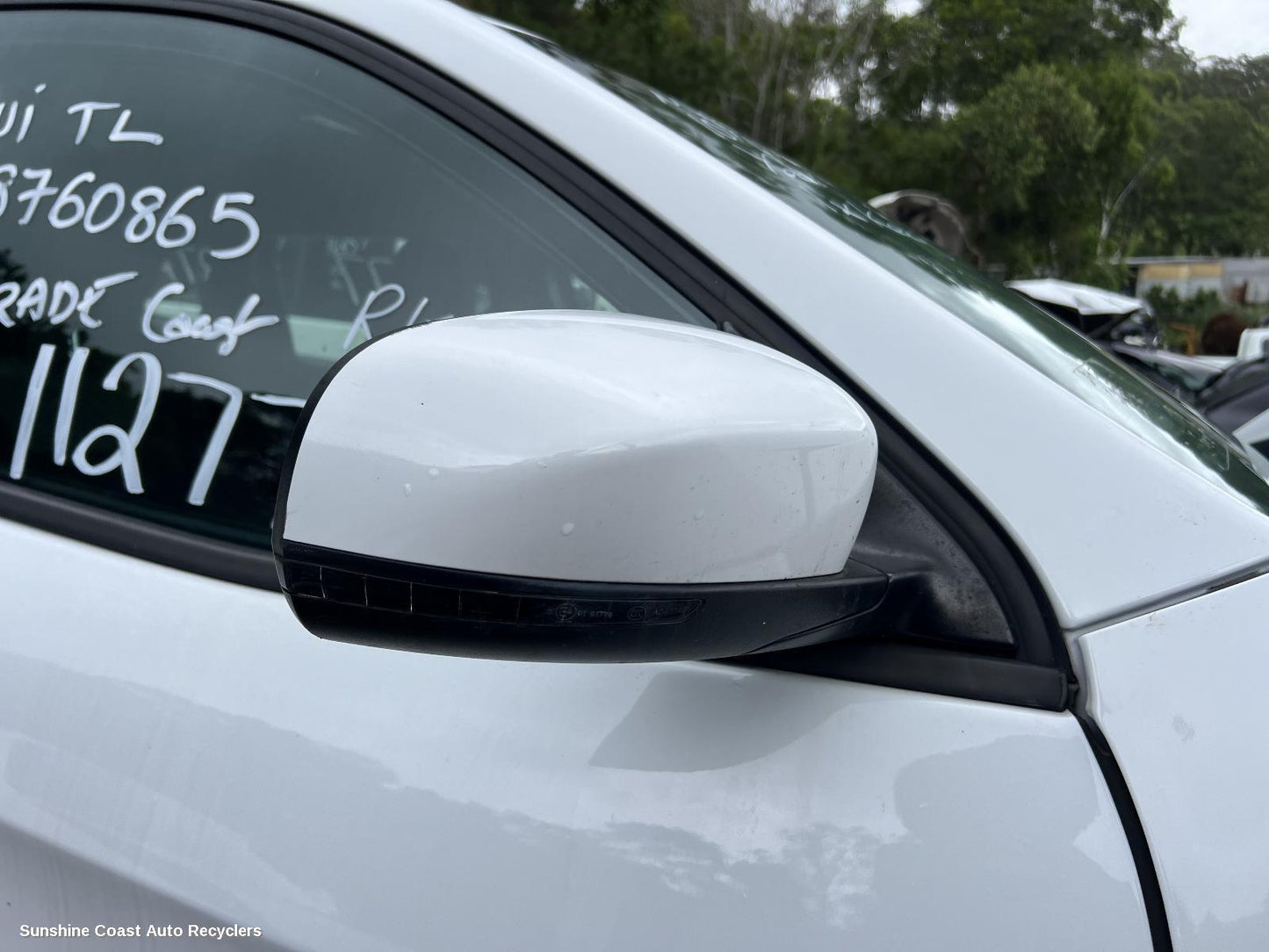 2014 Jeep Cherokee Right Door Mirror