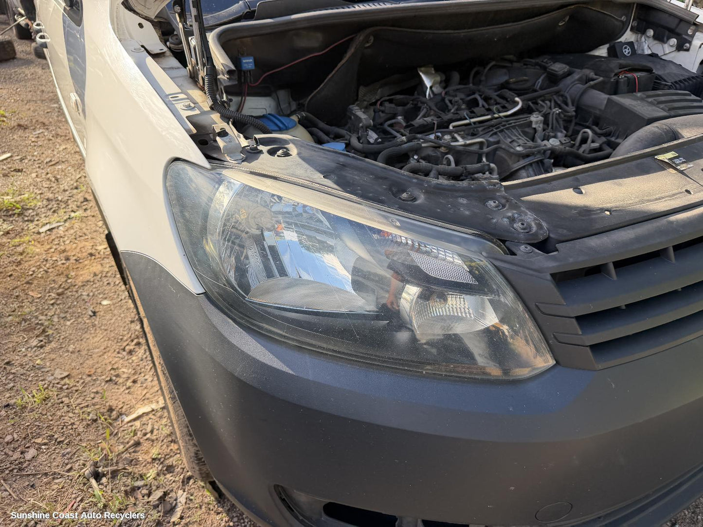 2010-2015 Volkswagen Caddy Right Headlamp