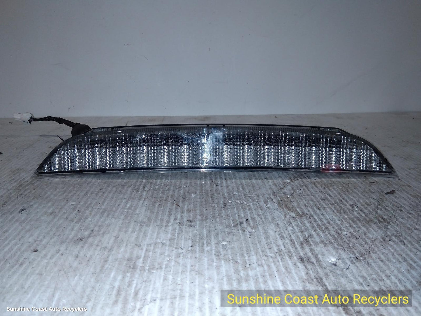 2009-2012 Mitsubishi Outlander High Level Stoplight