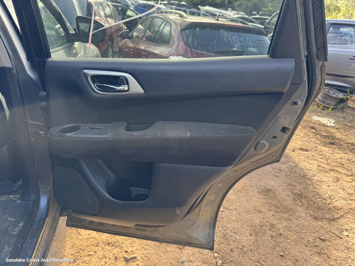 2016 Nissan Pathfinder Door Handle