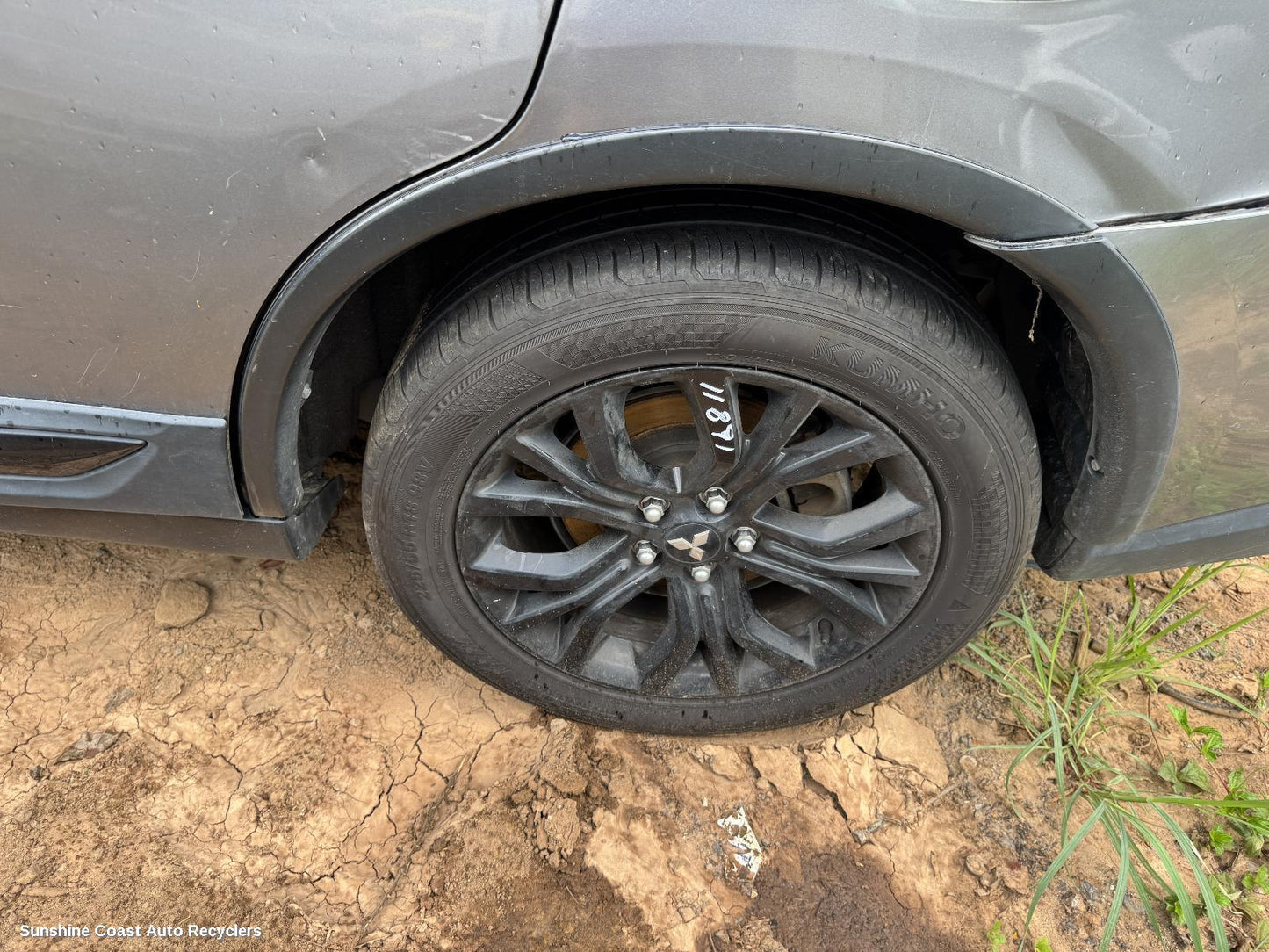2018 Mitsubishi Outlander Wheel Arch Flare