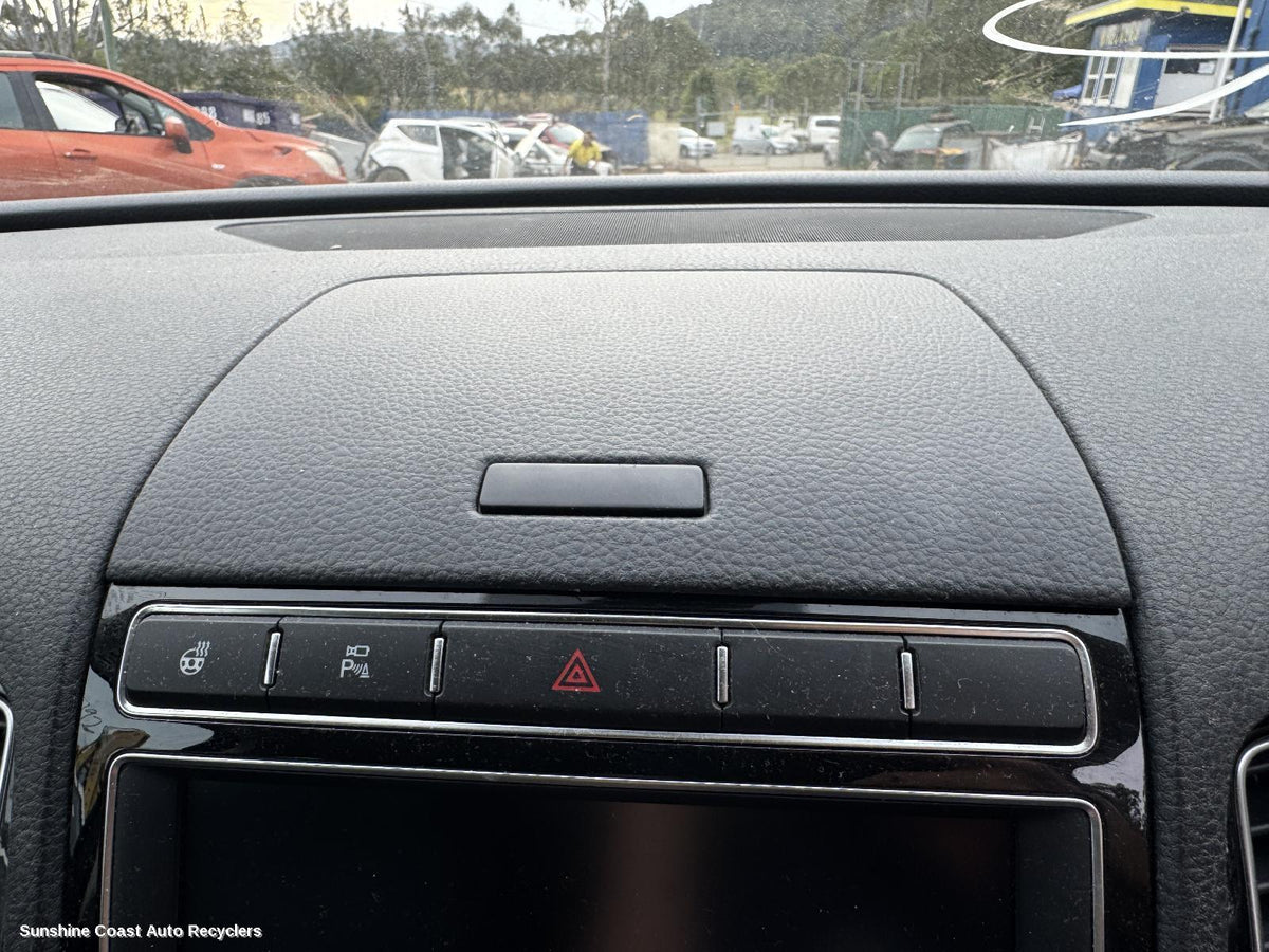 2010-2018 Volkswagen Touareg Misc Switch Relay