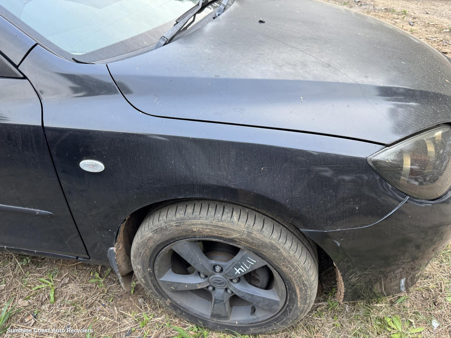 2006 Mazda 3 Right Guard