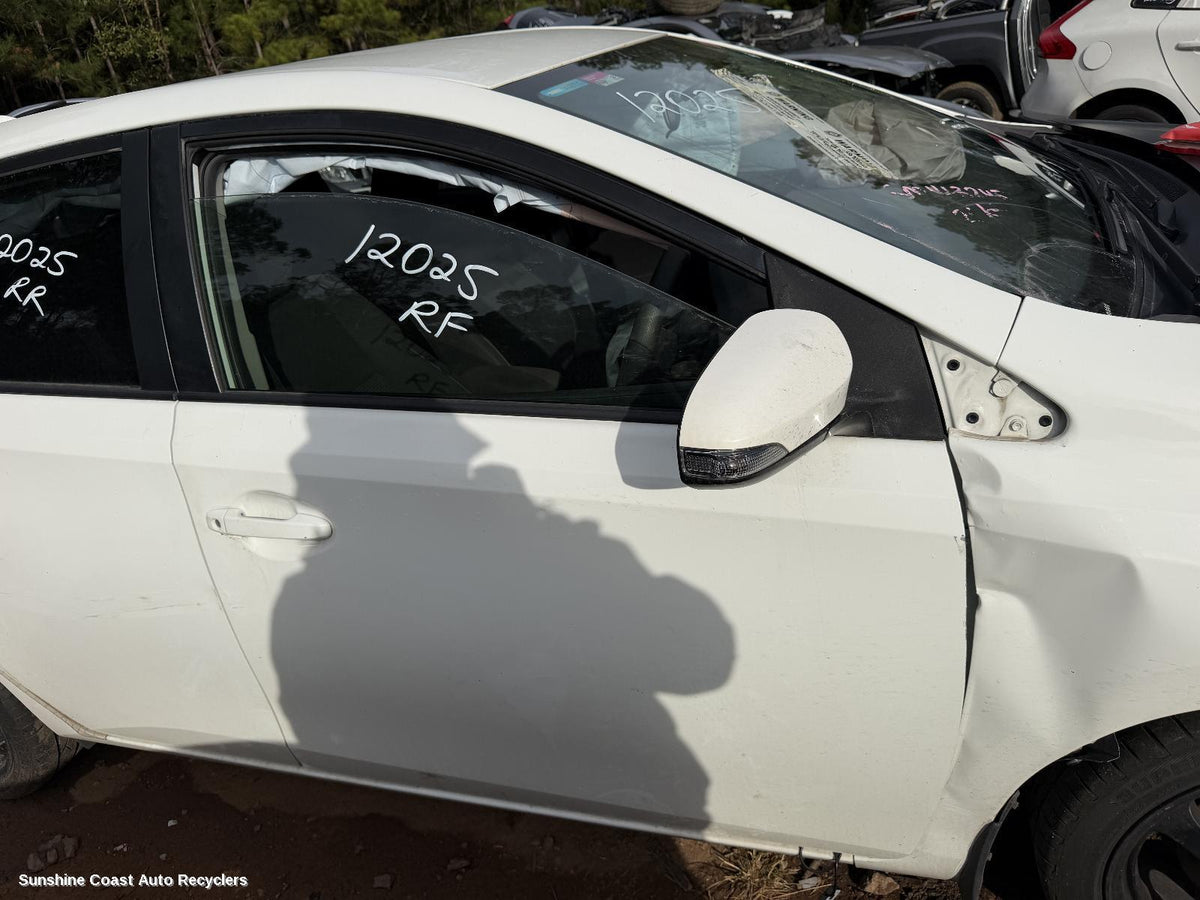 2015-2018 Toyota Corolla Door Handle