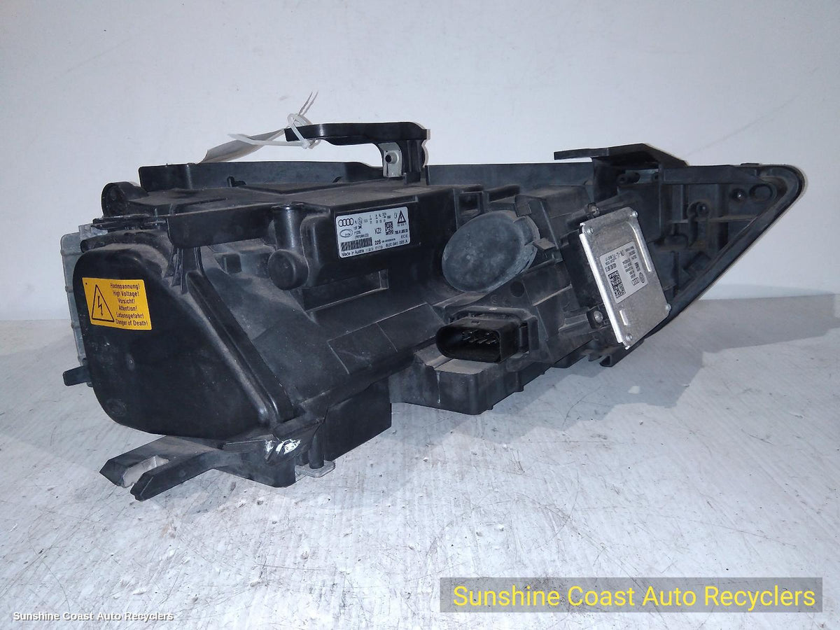 2012-2014 Audi Q3 Left Headlamp